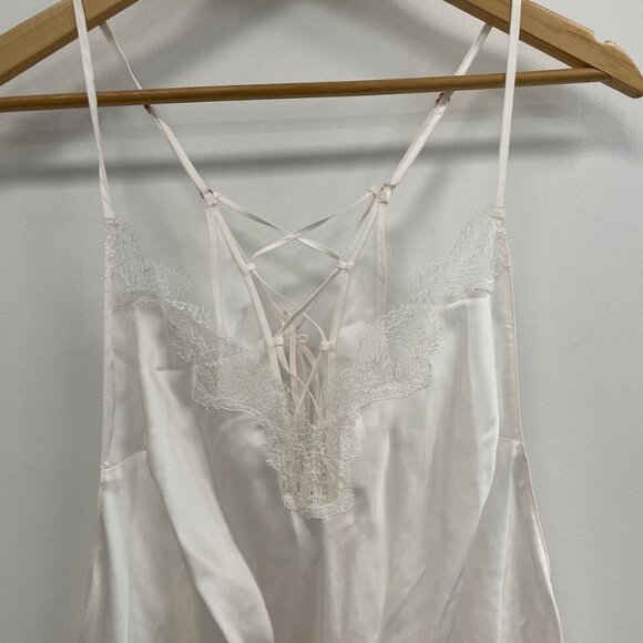 NWT - Victoria's Secret Satin Side-Tie Romper, Coconut White - Size XL - Picture 6 of 12